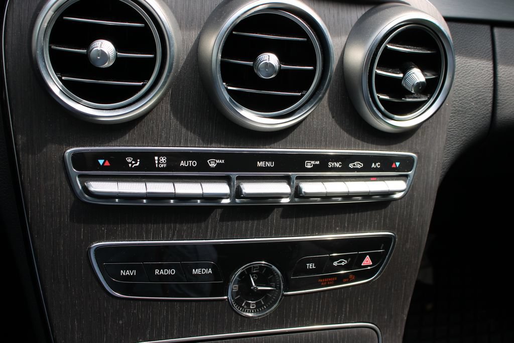 Used 2019 Mercedes-Benz C 300 4MATIC Coupe image 11