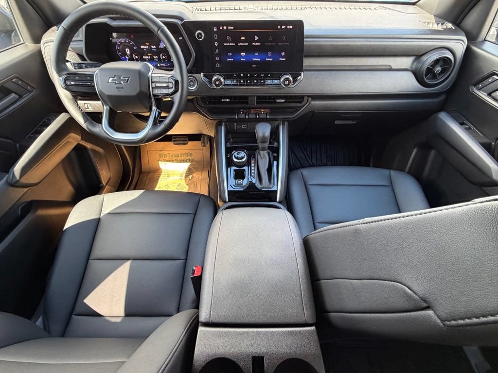 Used 2025 Chevrolet Colorado Trail Boss AWD/4WD image 12