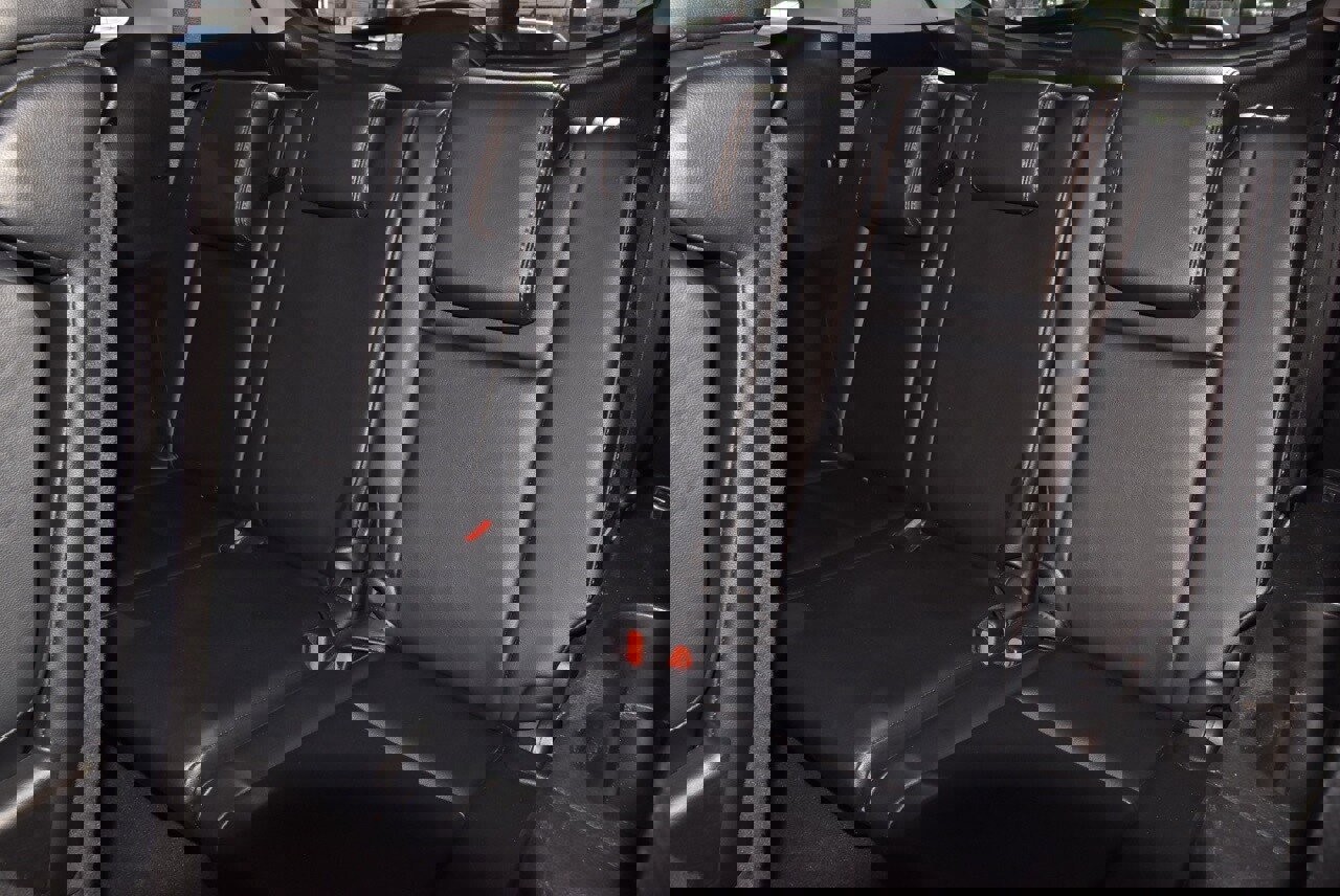 Used 2016 Toyota Highlander XLE image 15