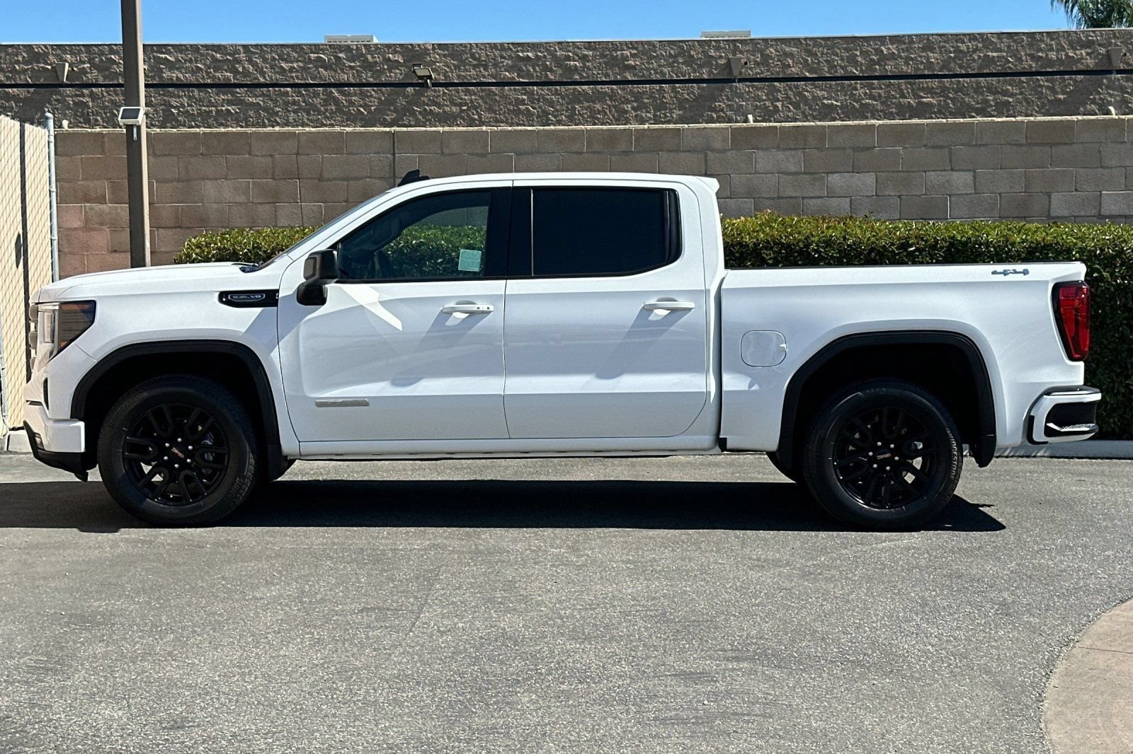 Certified 2024 GMC Sierra 1500 Elevation AWD/4WD image 29