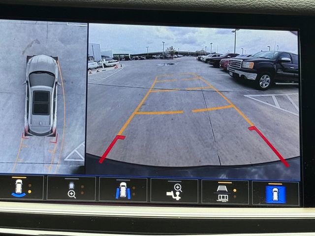 Used 2026 Cadillac XT5 Premium Luxury w/ Driver Assist Package image 9