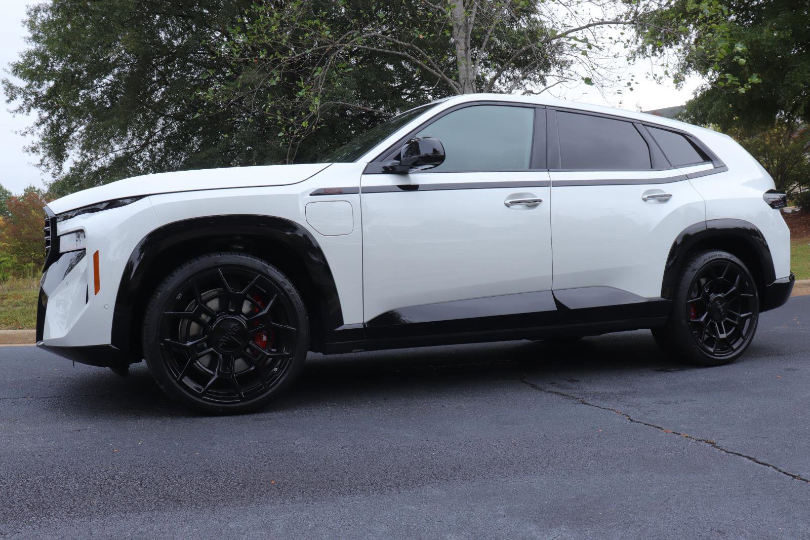 New 2026 BMW XM Label Red w/ M Driver's Package image 1