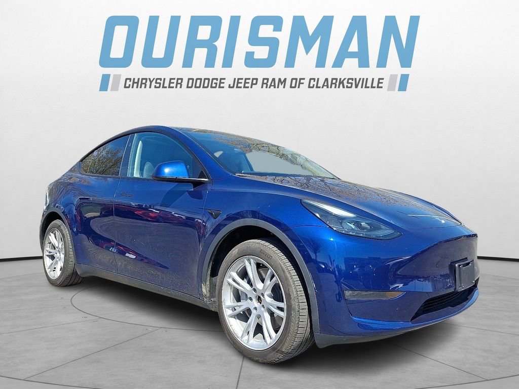 Used 2024 Tesla Model Y Long Range image 1