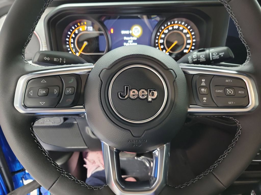 New 2026 Jeep Wrangler Sahara w/ Technology Group image 10