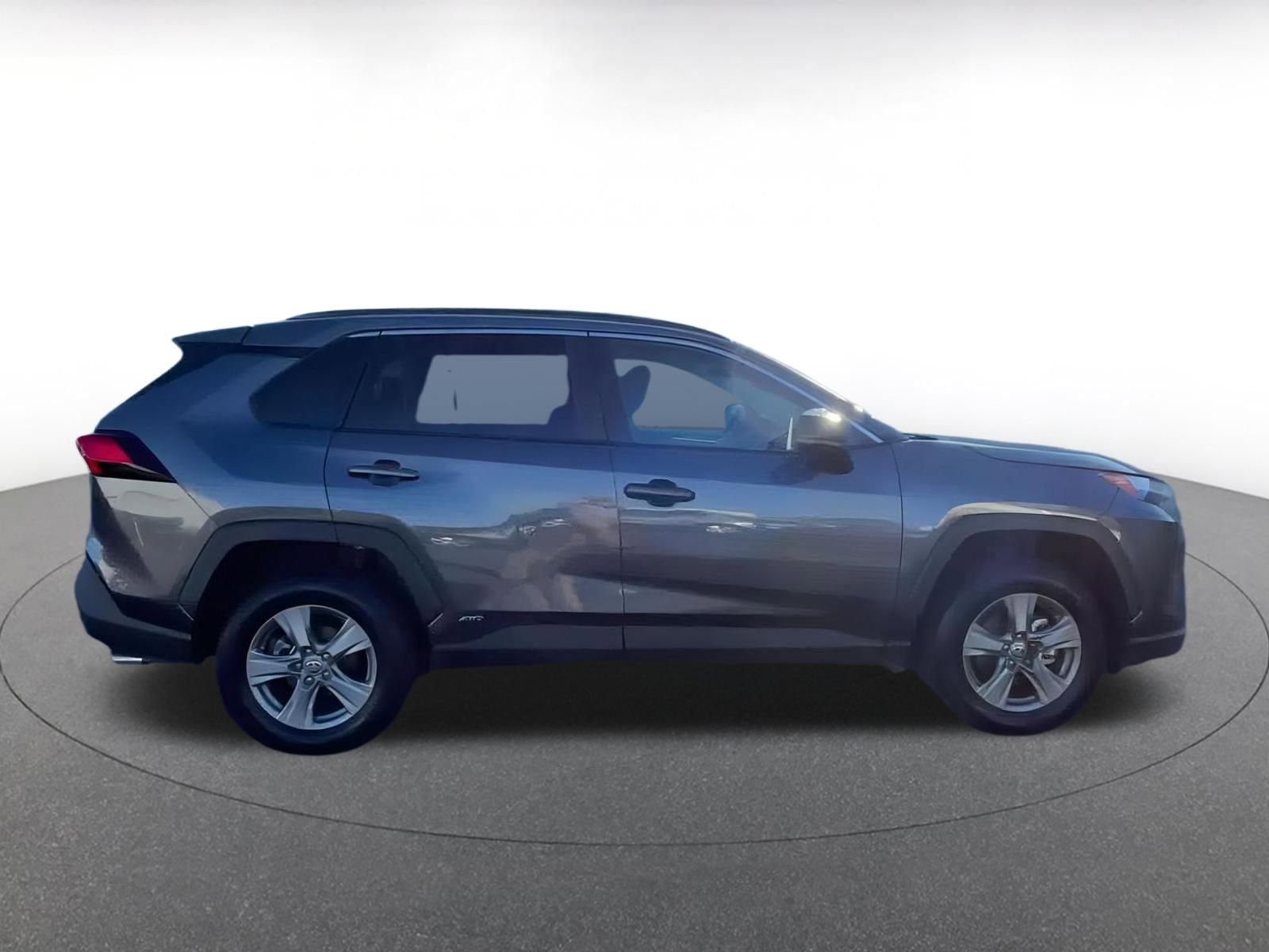 Used 2025 Toyota RAV4 LE image 16