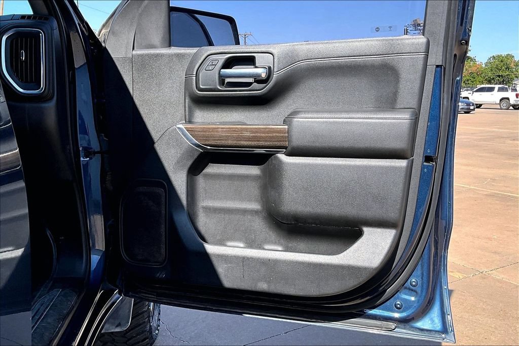Used 2022 Chevrolet Silverado 1500 RST AWD/4WD image 22