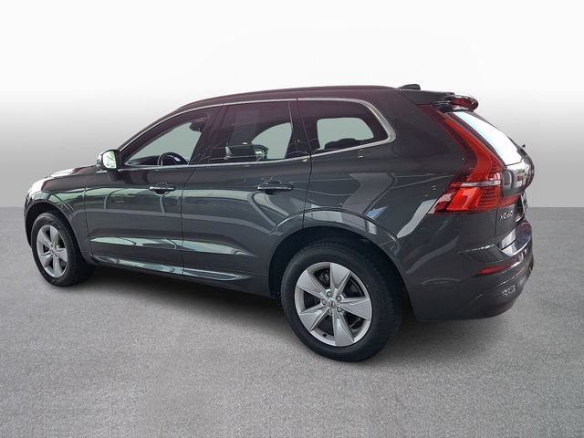 Used 2022 Volvo XC60 B5 Momentum AWD/4WD image 7