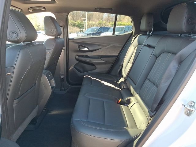 Used 2025 Buick Envista Avenir image 21