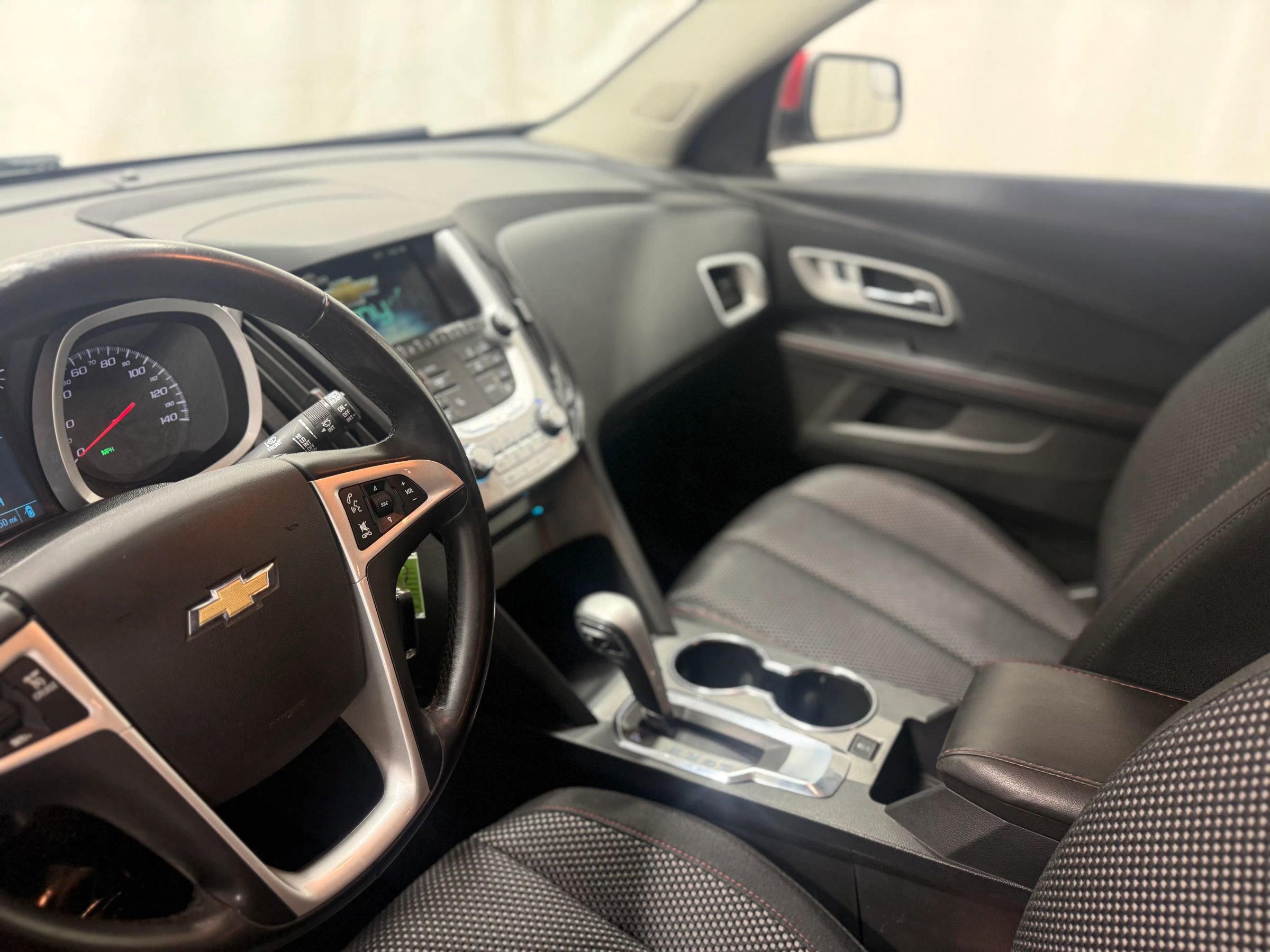 Used 2013 Chevrolet Equinox LT w/ Driver Convenience Package FWD image 18
