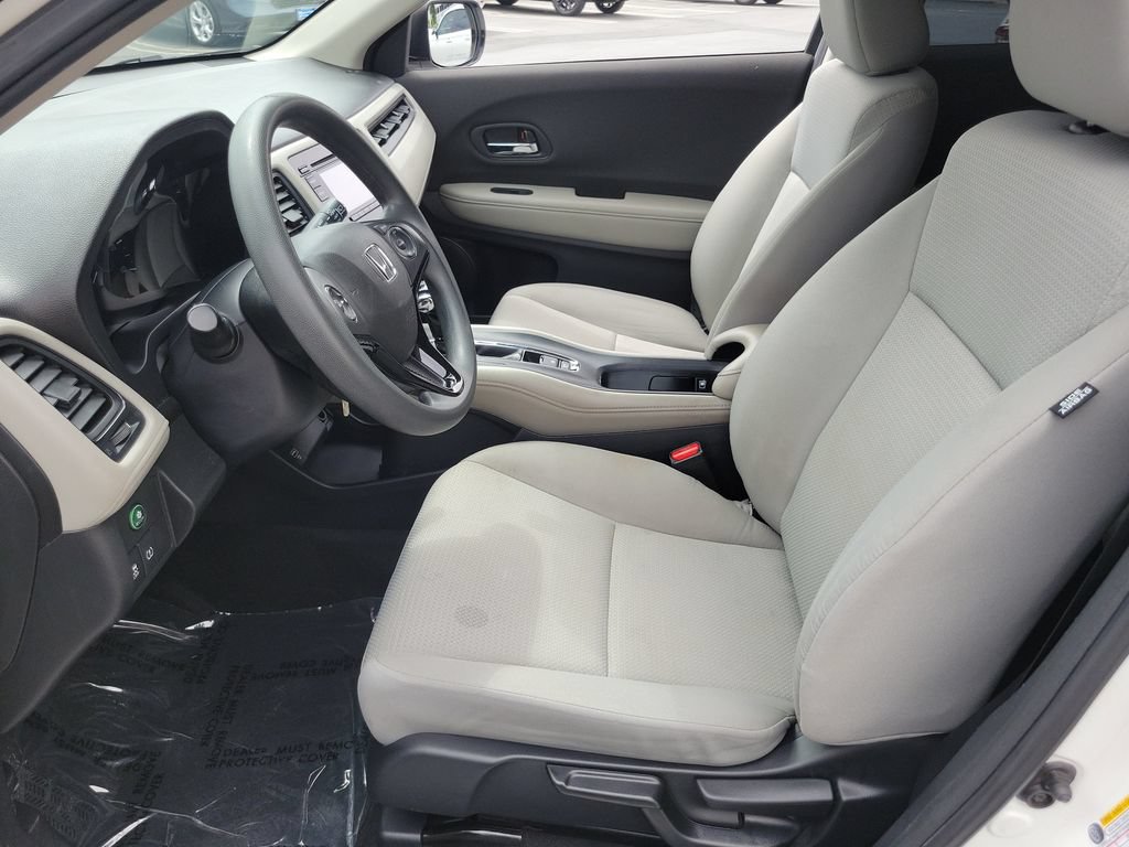 Certified 2020 Honda HR-V LX image 17