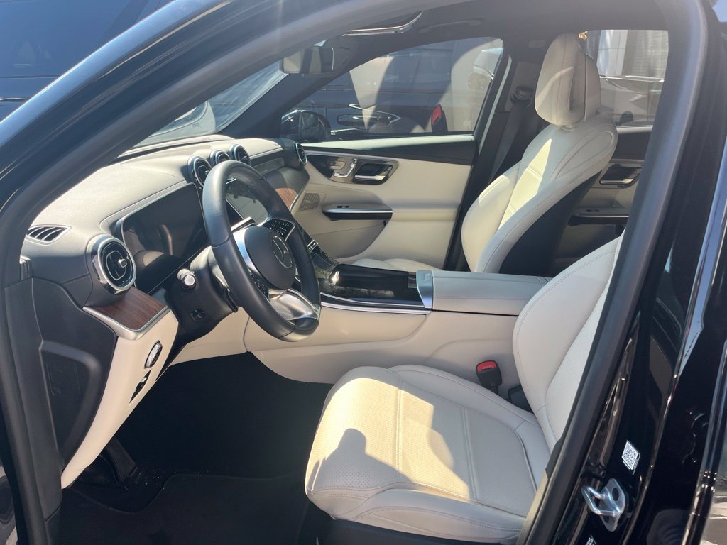 Certified 2024 Mercedes-Benz GLC 300 4MATIC image 9