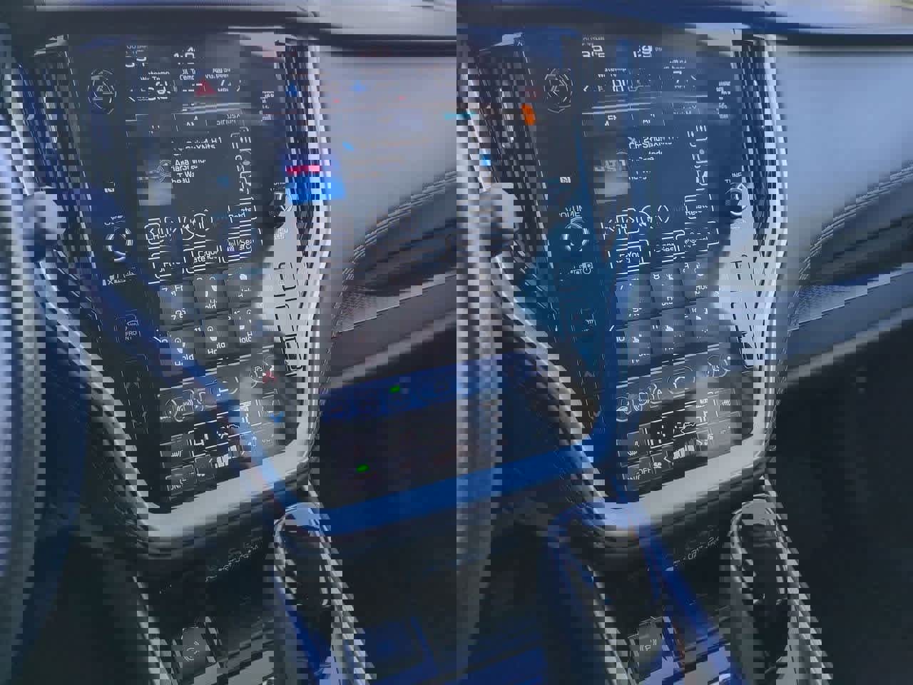 Used 2023 Subaru Outback Premium image 26