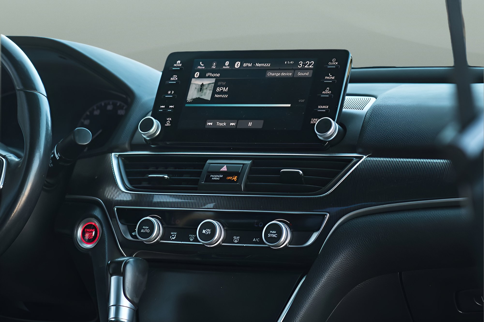 Used 2018 Honda Accord Sport image 19