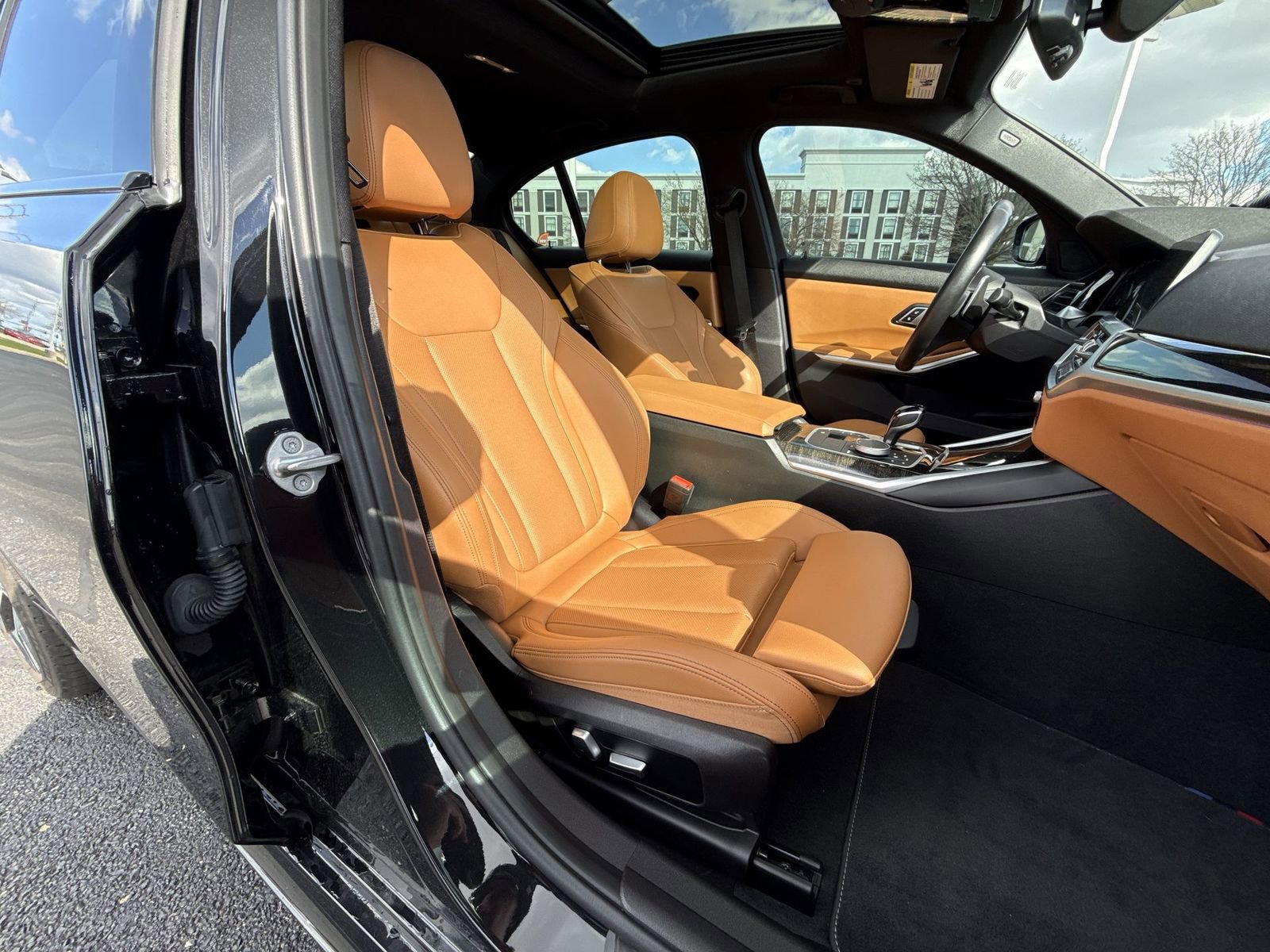 Used 2022 BMW M340i xDrive w/ Premium Package image 25