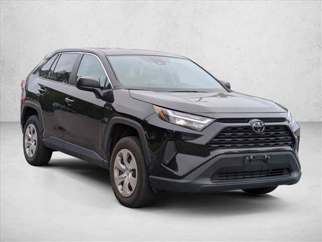 Used 2023 Toyota RAV4 LE image 3