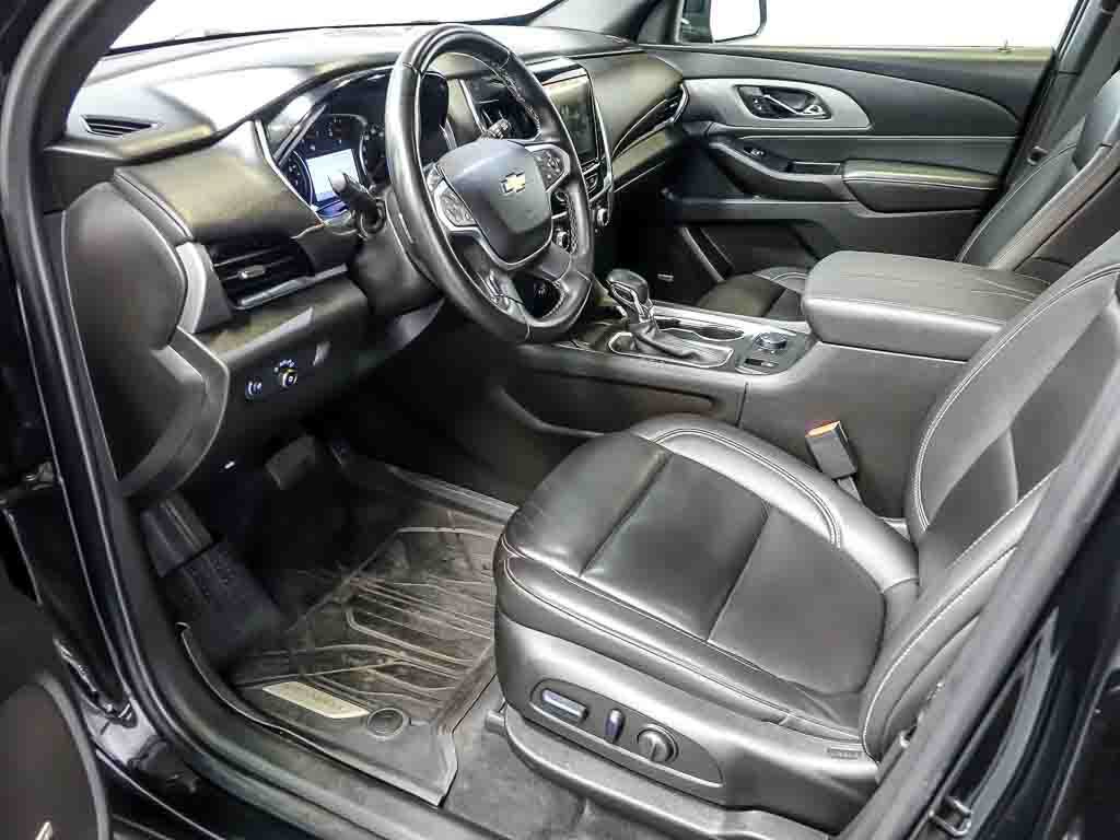 Used 2023 Chevrolet Traverse LT w/ LT Premium Package AWD/4WD image 14