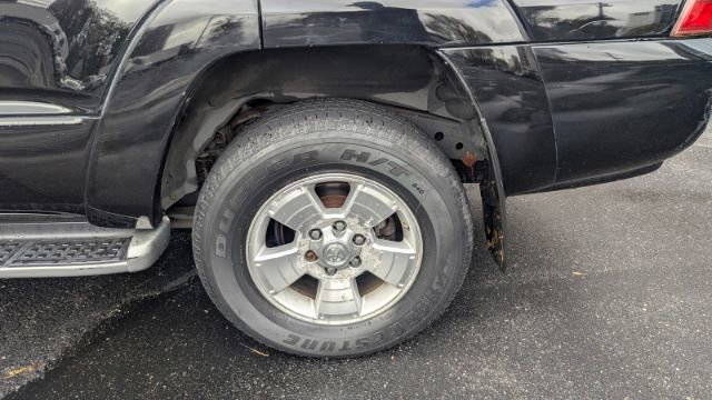 Used 2004 Toyota 4Runner Limited image 10