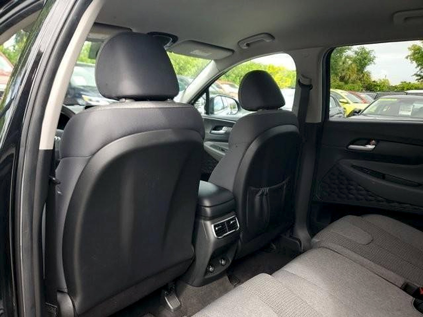 Used 2023 Hyundai Santa Fe SE w/ Cargo Package FWD image 18