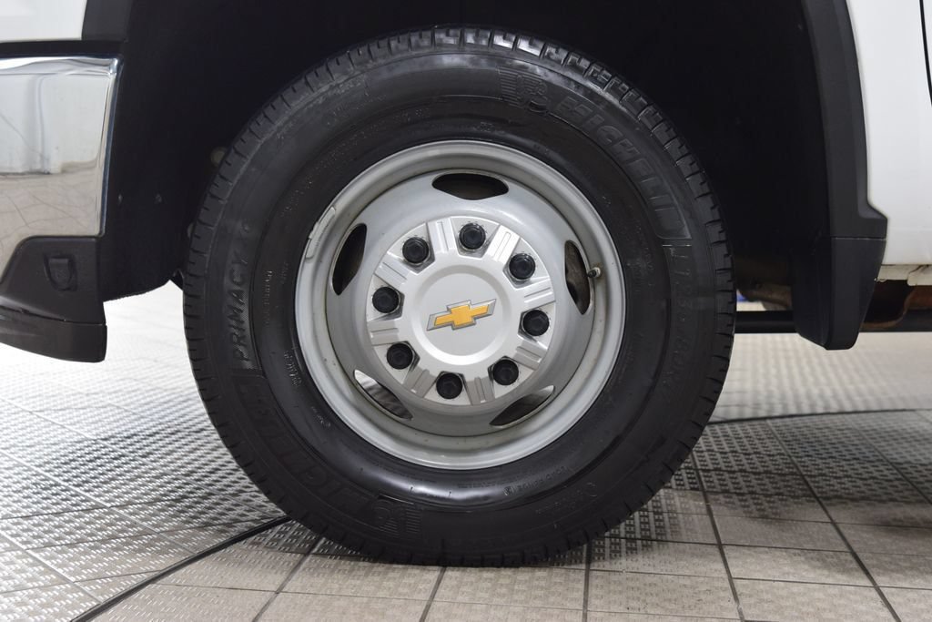 Used 2024 Chevrolet Silverado 3500 W/T w/ WT Convenience Package AWD/4WD image 18