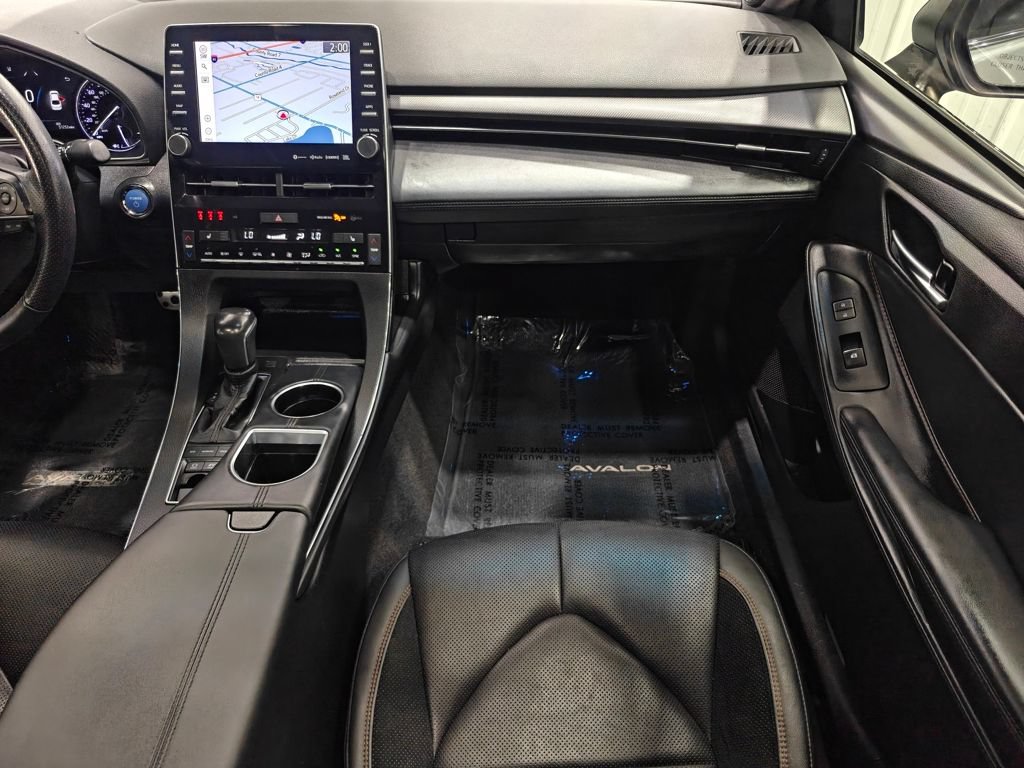 Used 2021 Toyota Avalon XSE w/ Carpet Mat Package (TMS) FWD image 26