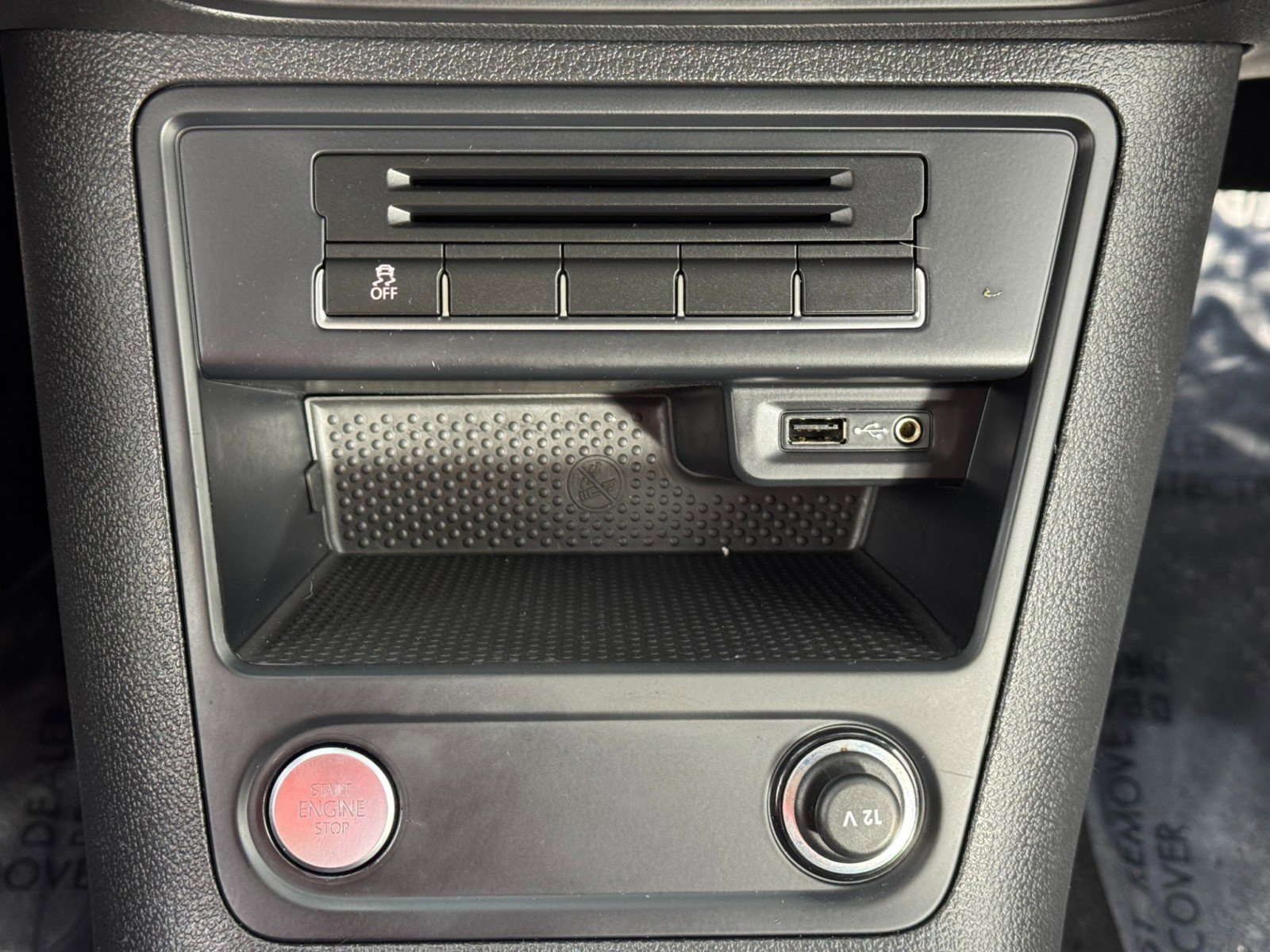 Used 2017 Volkswagen Tiguan Sport image 29