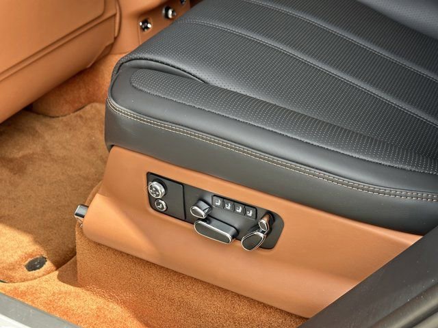 New 2024 Bentley Bentayga image 32