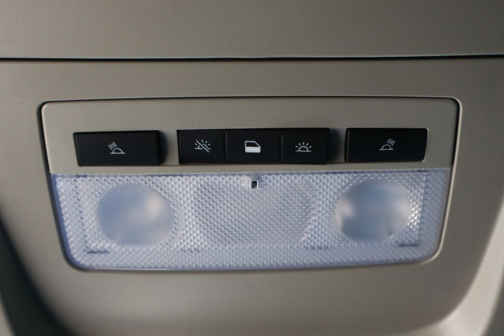 Used 2022 Chevrolet Colorado LT w/ Redline Special Edition RWD image 30