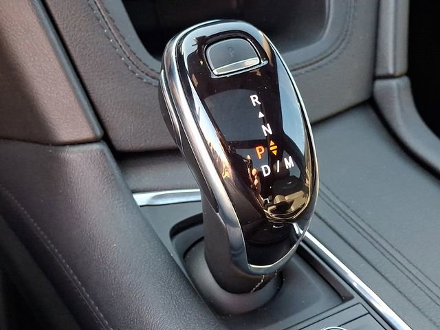 Used 2025 Cadillac XT6 Premium Luxury image 15