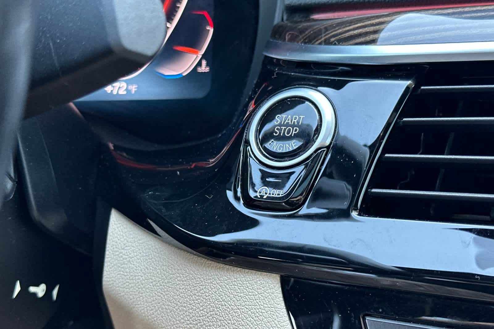 Used 2020 BMW 530i 530i w/ Convenience Package image 24