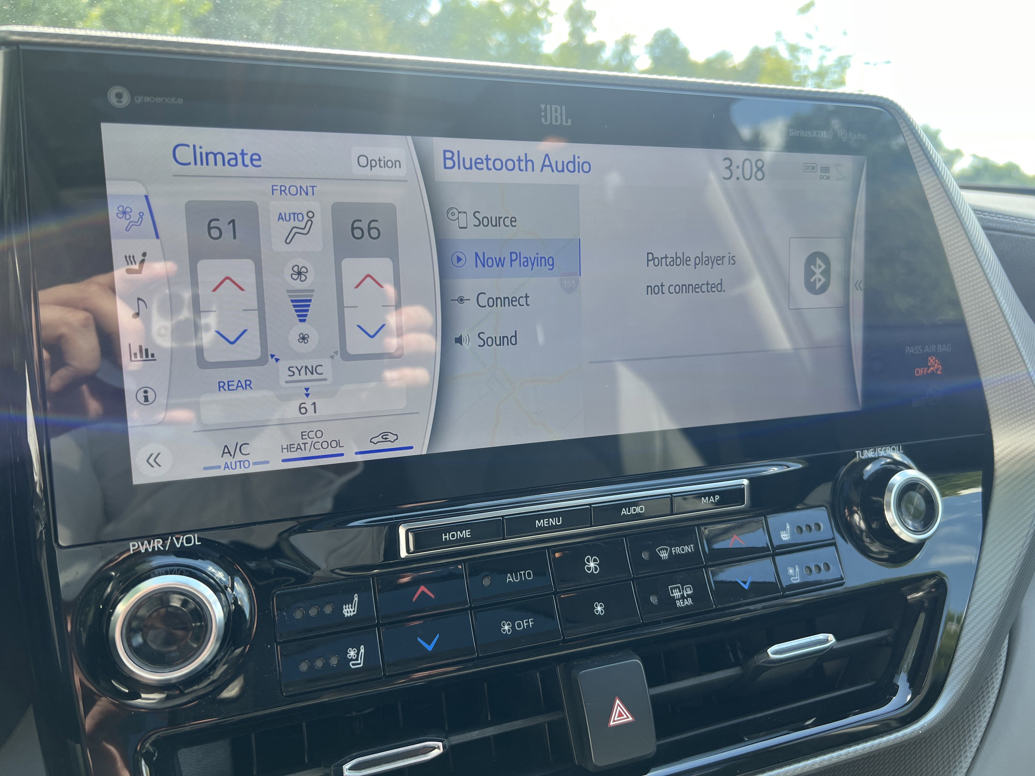 Used 2021 Toyota Highlander Platinum image 18