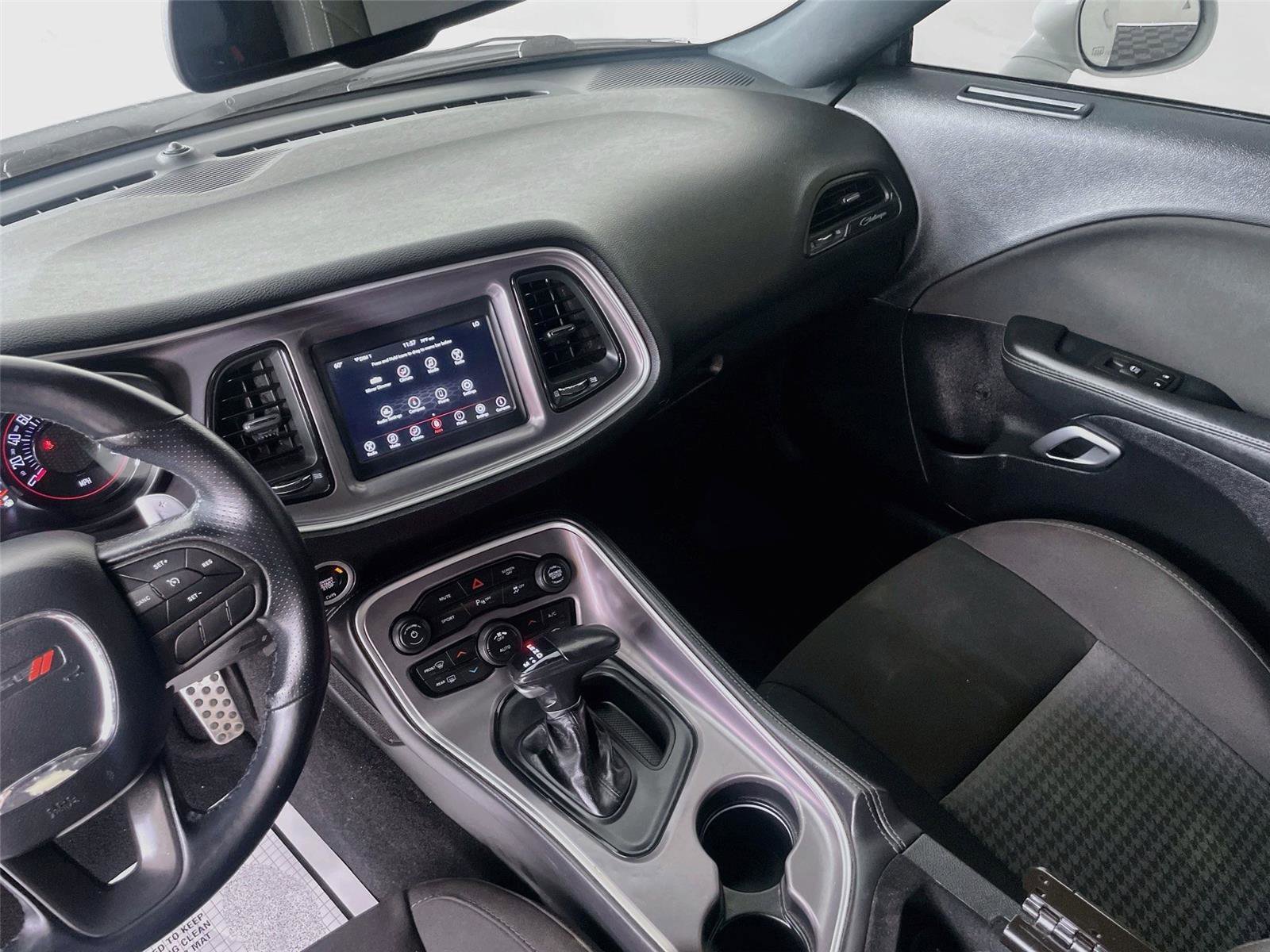 Used 2020 Dodge Challenger R/T w/ Driver Convenience Group RWD image 25