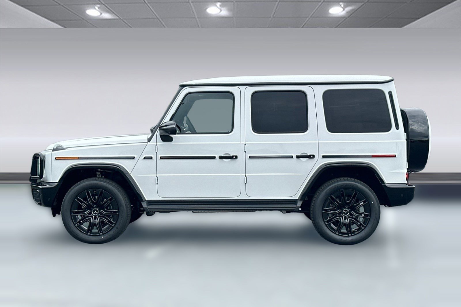 New 2026 Mercedes-Benz G 550 image 2