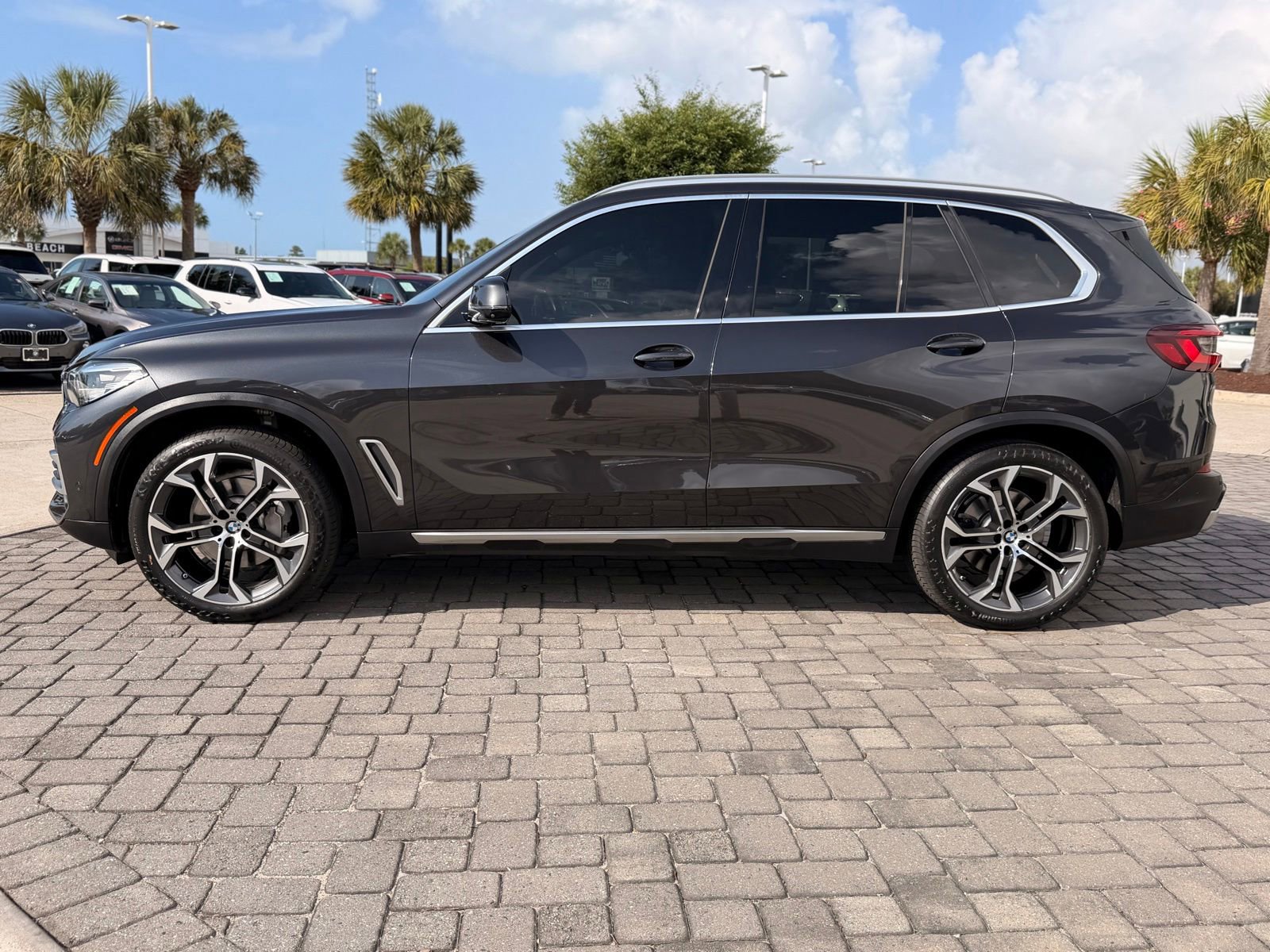 Used 2023 BMW X5 sDrive40i w/ Premium Package RWD image 12