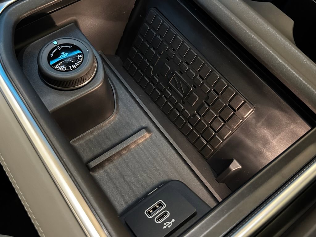 New 2025 Ford Expedition Platinum w/ Driver's Package image 38