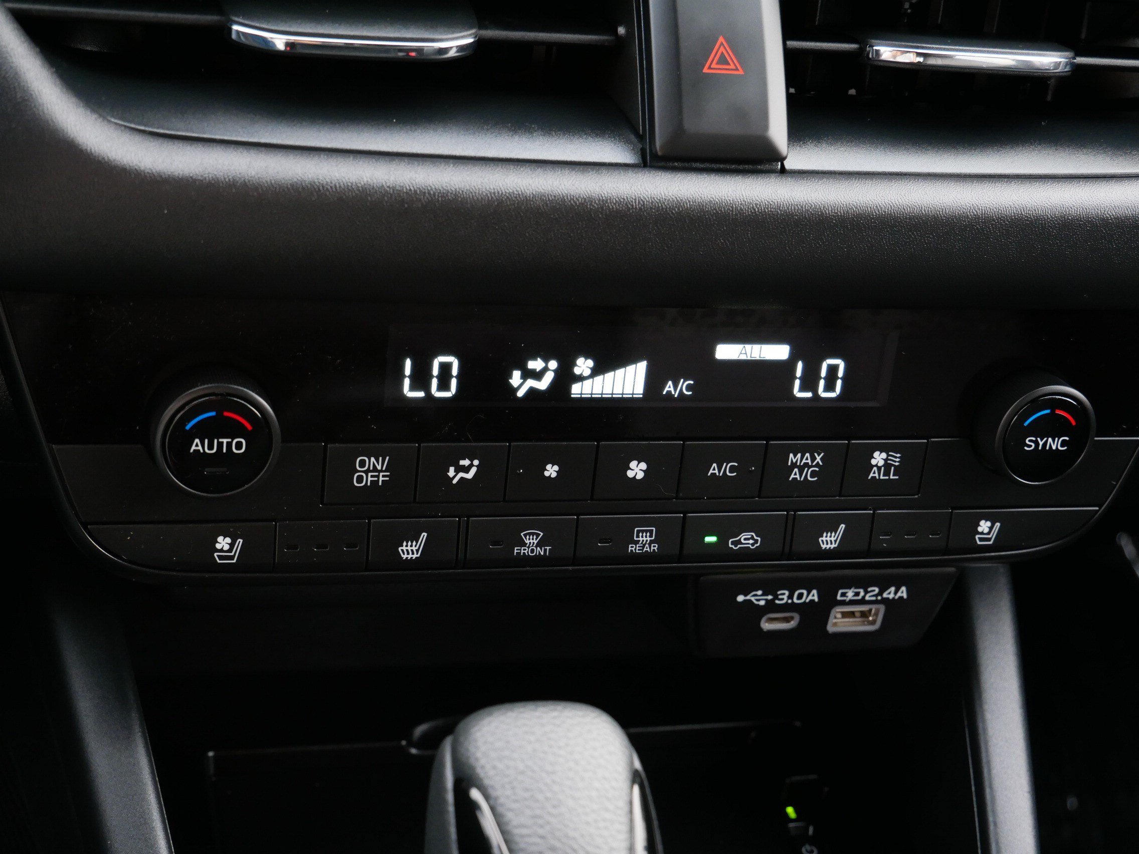 Used 2026 Subaru Outback Touring AWD/4WD image 23