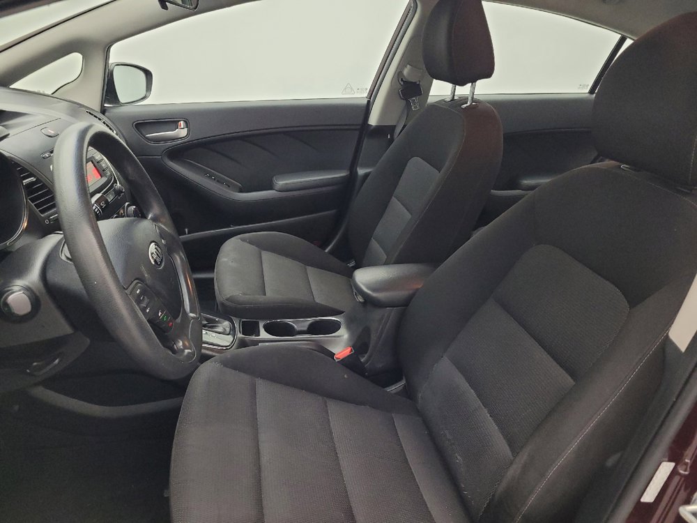 Used 2017 Kia Forte LX image 17