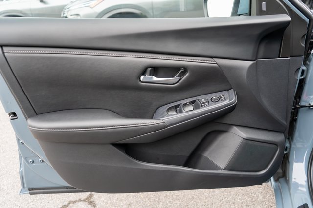 Used 2025 Nissan Sentra SV w/ All-Weather Package FWD image 18