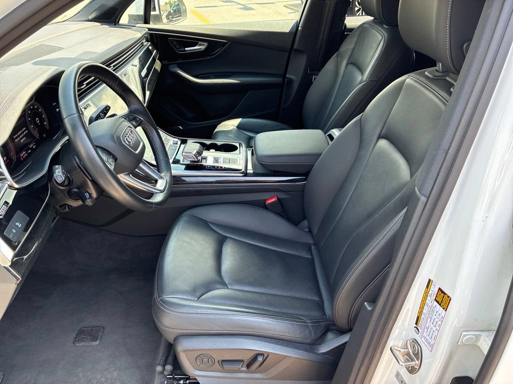Used 2025 Audi Q7 3.0T Premium Plus AWD/4WD image 14