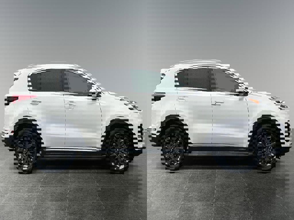 Used 2018 Kia Sportage EX w/ EX Sport Appearance Package image 8