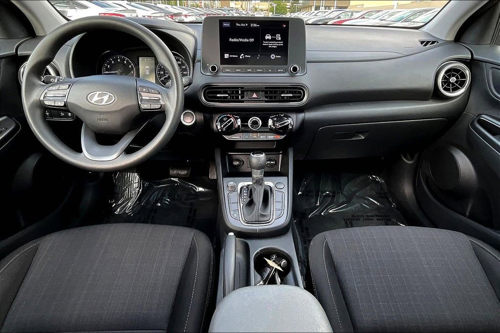 Certified 2023 Hyundai Kona SEL w/ Cargo Package image 11