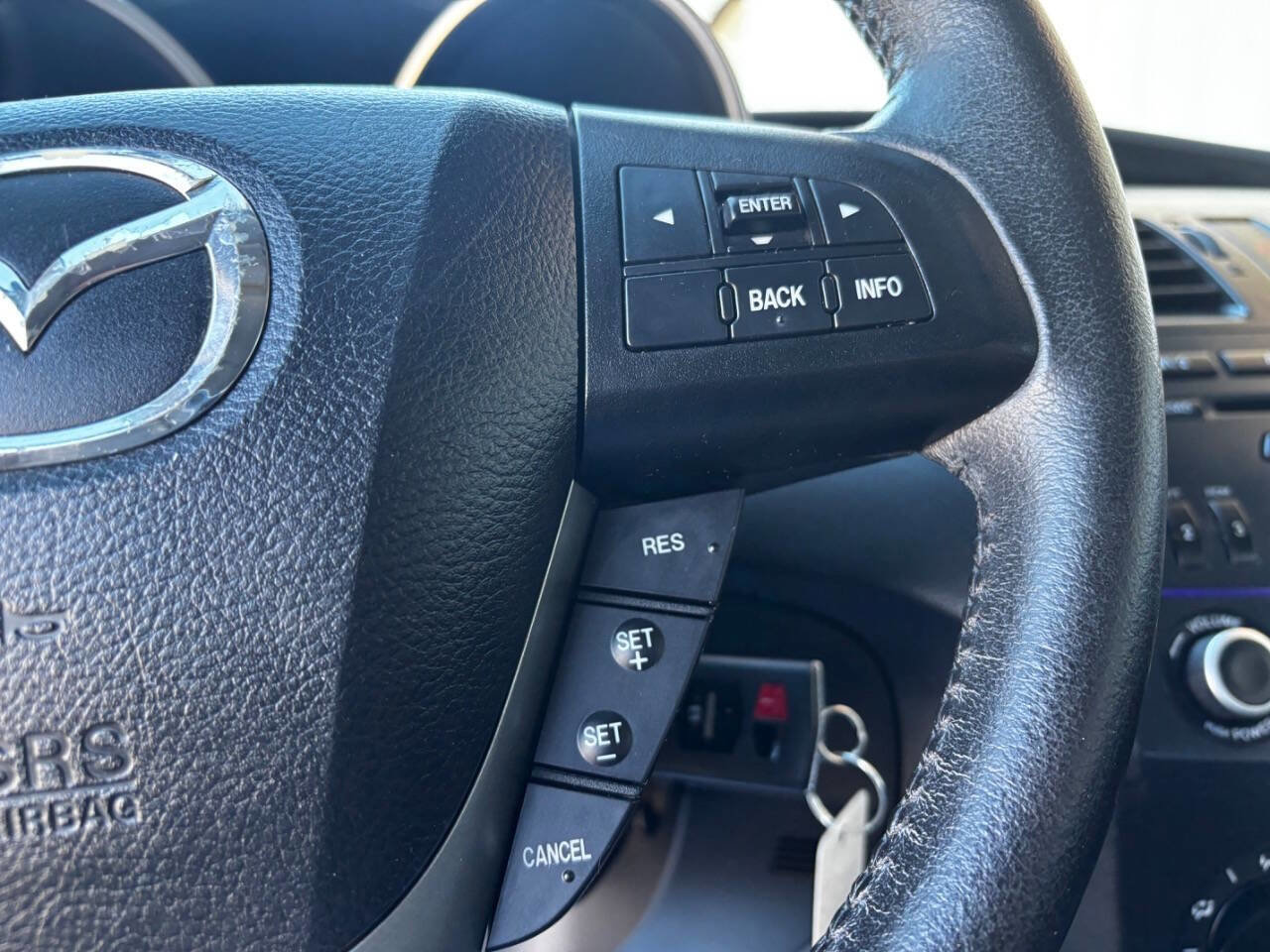 Used 2012 MAZDA MAZDA3 i Touring image 29