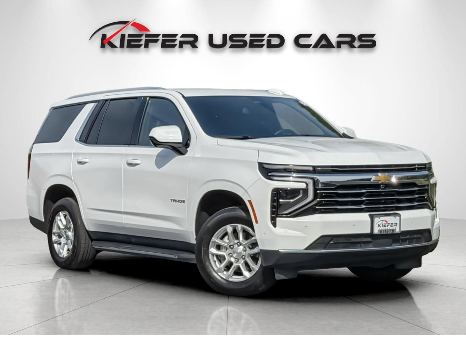 Used 2025 Chevrolet Tahoe LT AWD/4WD image 2