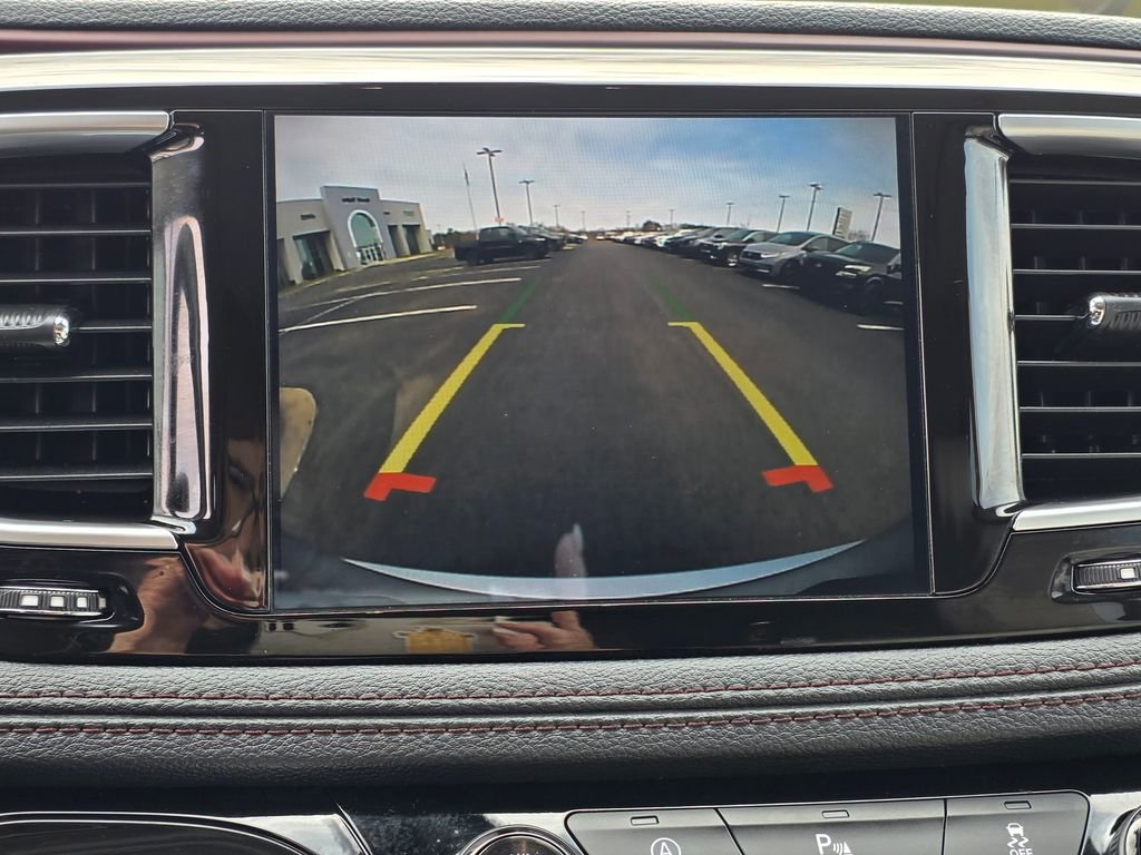 Used 2020 Chrysler Pacifica Limited image 23