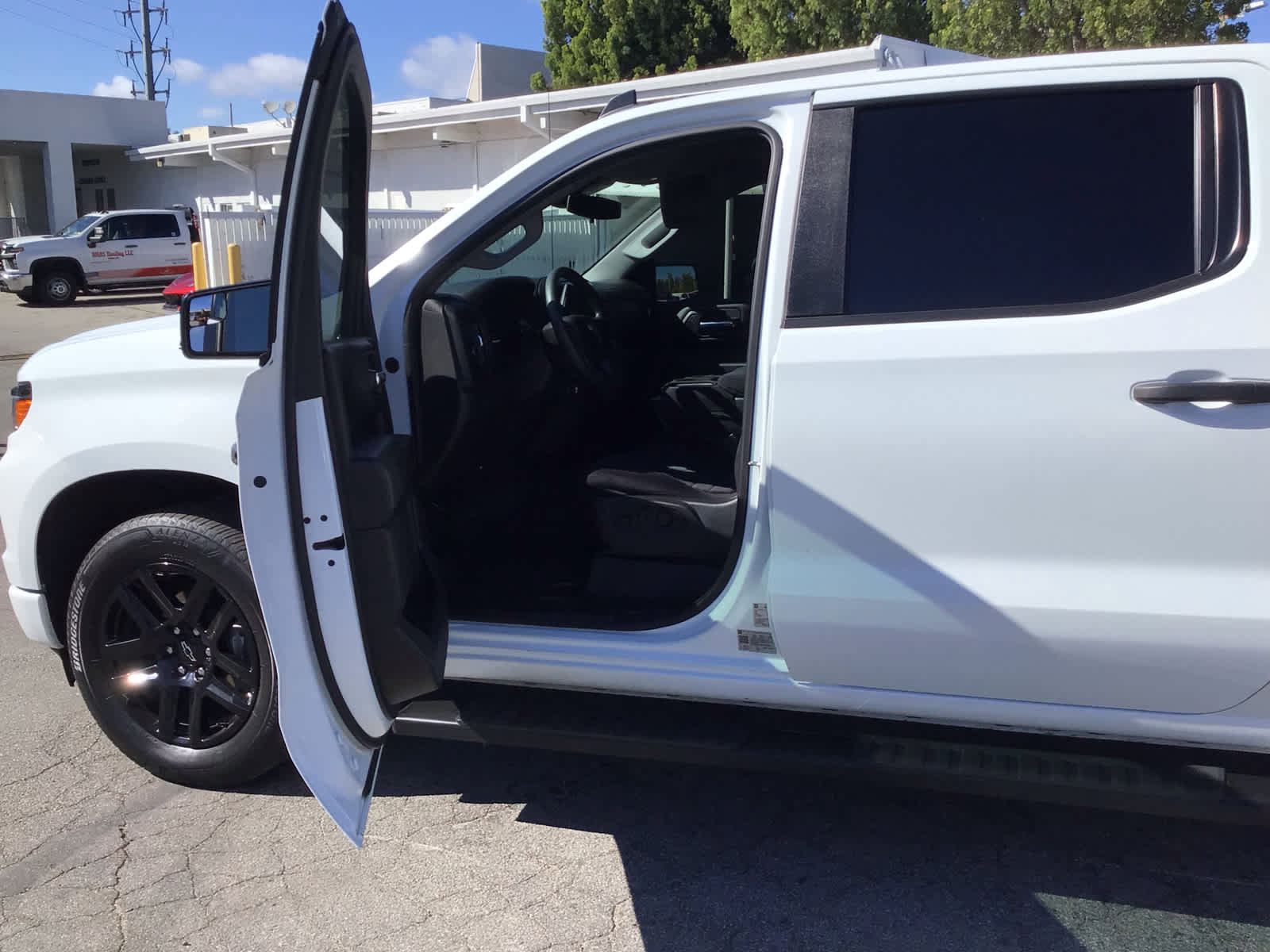 Used 2023 Chevrolet Silverado 1500 Custom w/ LPO, Dark Essentials Package image 5