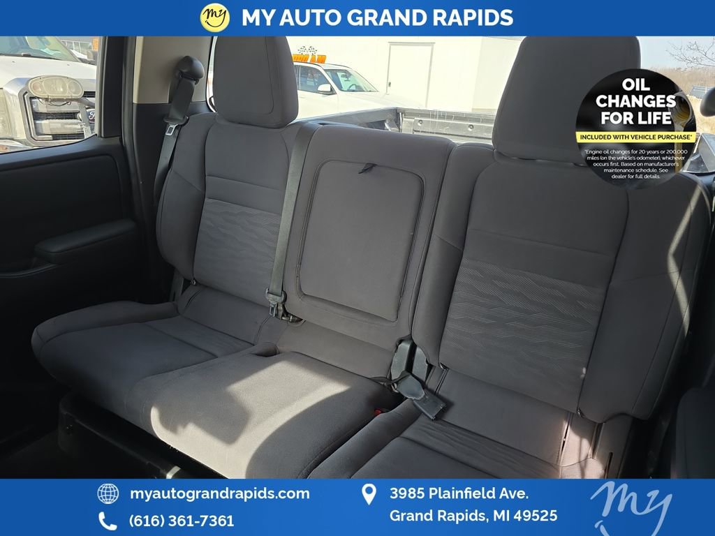 Used 2022 Nissan Frontier S w/ Technology Package AWD/4WD image 27
