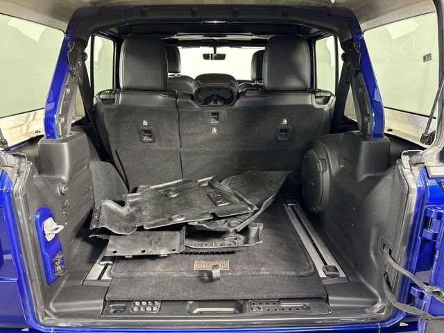 Used 2018 Jeep Wrangler Unlimited Sahara image 31