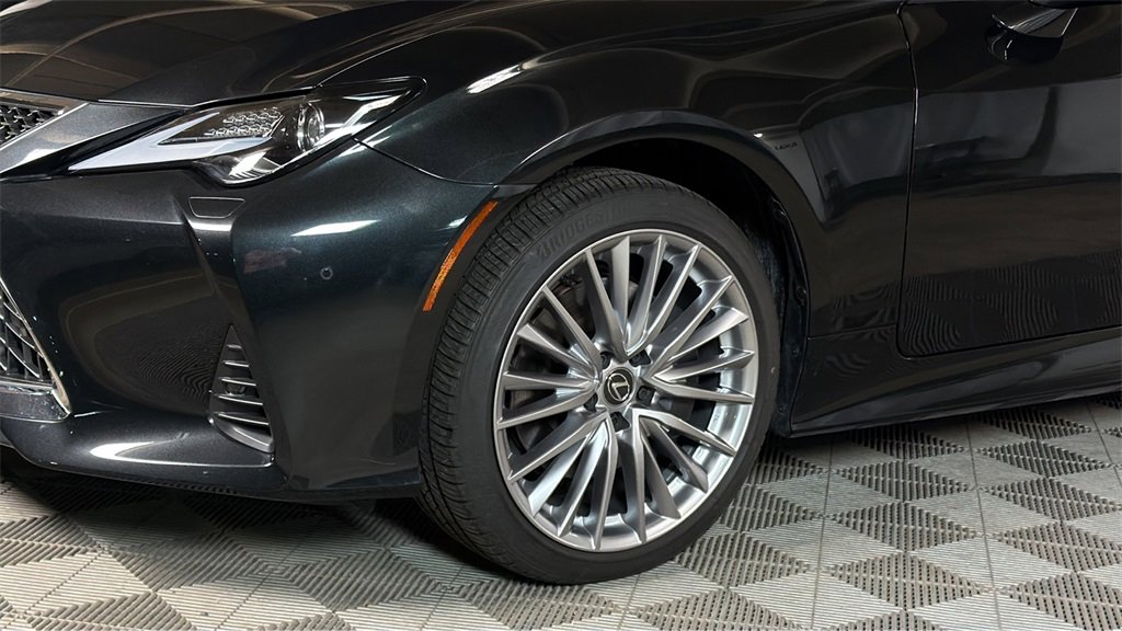 Certified 2023 Lexus RC 300 AWD w/ Premium Package image 4
