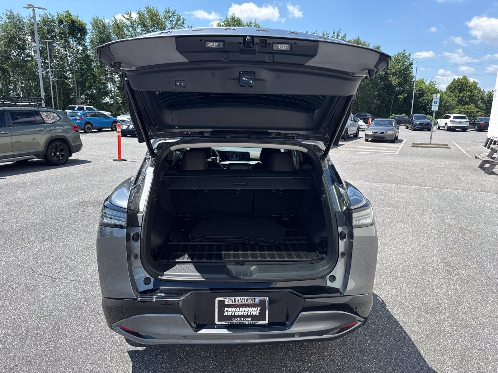 Used 2025 Nissan Murano Platinum w/ Cargo Package AWD/4WD image 11
