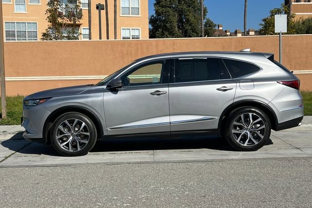 Used 2023 Acura MDX FWD w/ Technology Package image 7