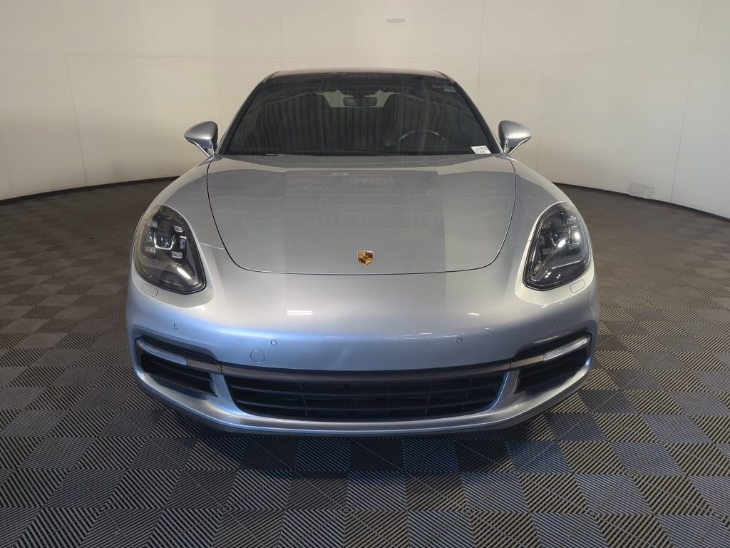 Used 2017 Porsche Panamera 4 AWD/4WD image 3